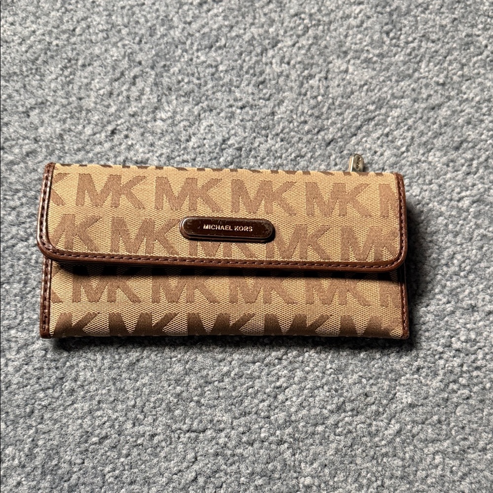 Michael Kors Tan and Brown card Holder money holder